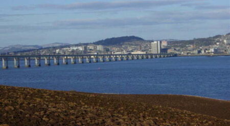 Dundee_sea_view_2011