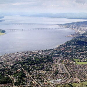 Dundee_aerial_landscape_2010
