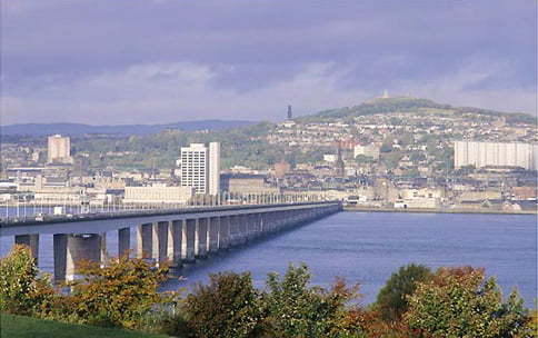 dundee_view_03_2011