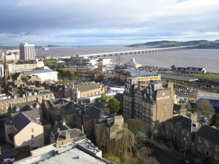 Dundee_view_01_2011