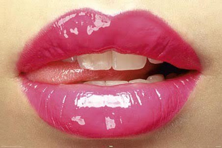 pink_lips_01_2011